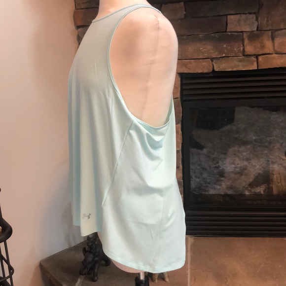 Women’s Undef Armour tank, size XL, split back!!! - Picture 3 of 8